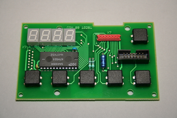 DISPLAY MCBA GB302 892200230 - afb. 1