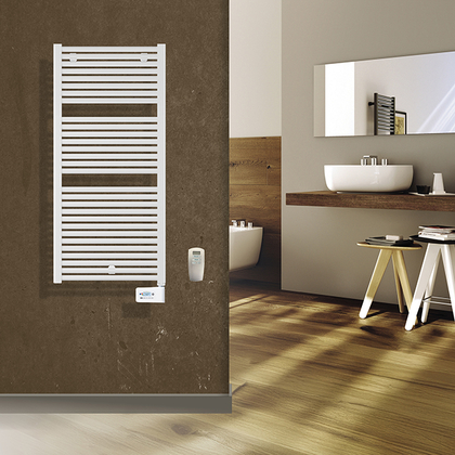 DRL E-Comfort Claudia Remote 1807x600 1200W RAL9016 DRL - afb. 3