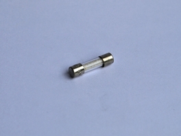 ZEKERING 8A/220V